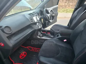 Toyota Vanguard 2013 Black