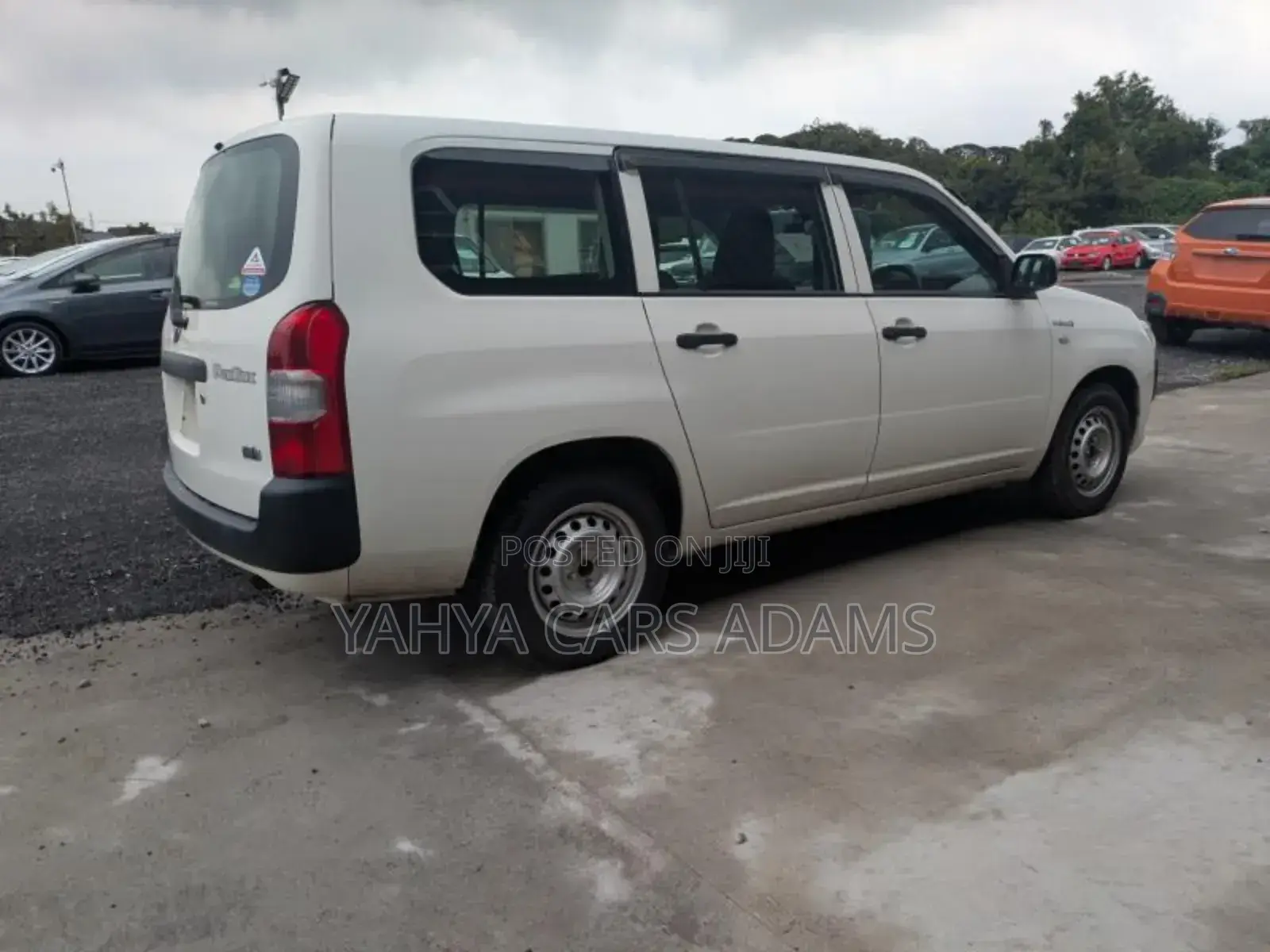 Toyota Probox 1.5 Hybrid GL 2020 White