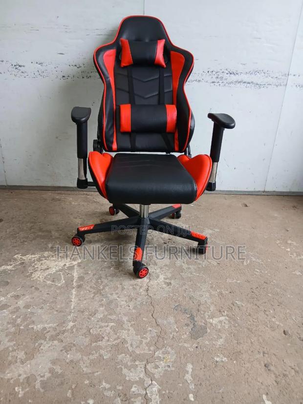 Premier Gaming Chair – Ultimate Comfort Style - main view