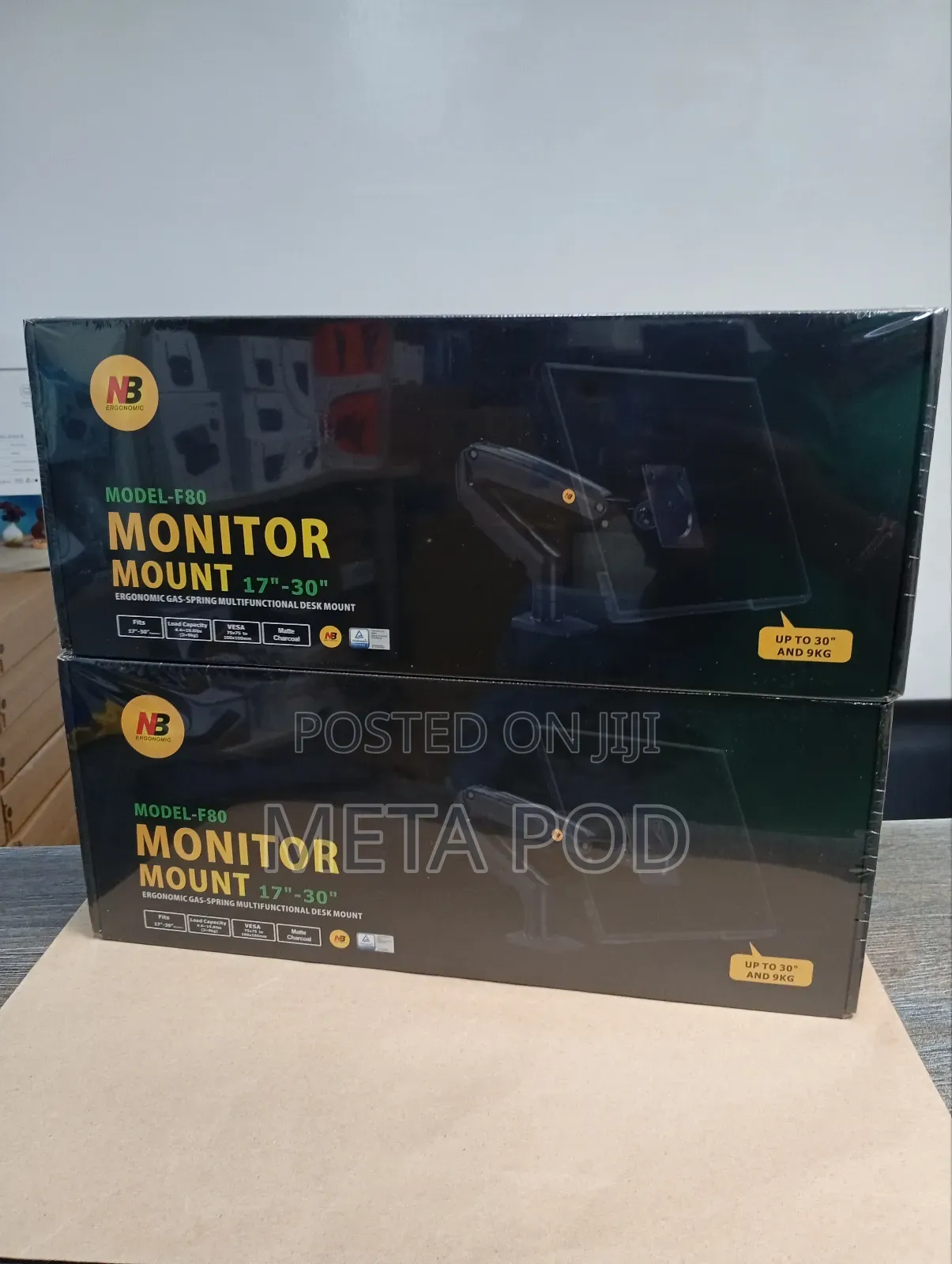 North Bayou F80 Single Arm Monitor Mount 17 " to 30"