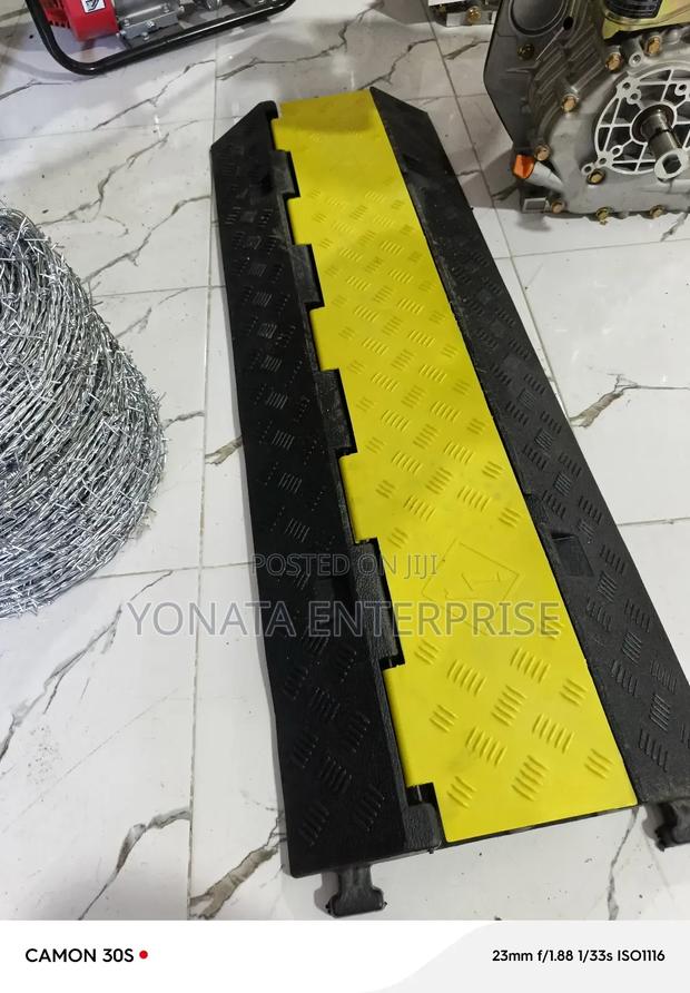 Heavy Duty Reflective 2-channel Cable Protector - main view