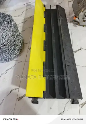 Heavy Duty Reflective 2-channel Cable Protector