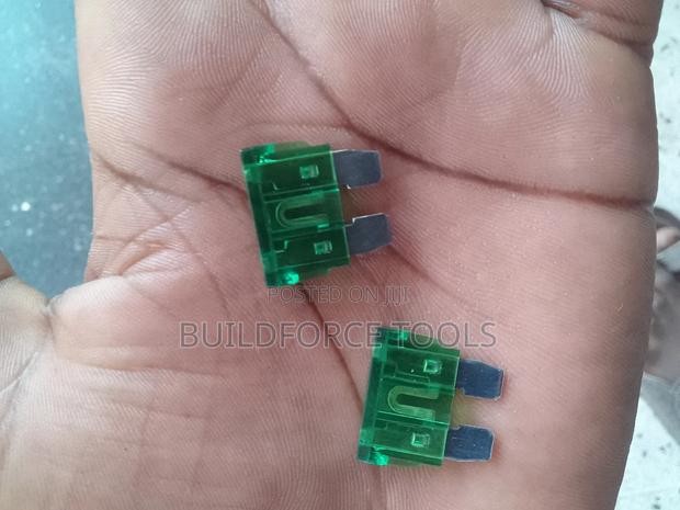 30amp Standard Automotive Blade Fuse - main view