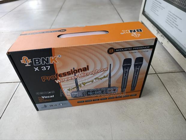 X37 Proffesional Wireless Microphone