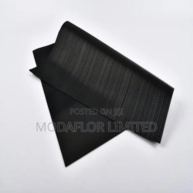 Anti Slip Ribbed Mat for Commercial Use