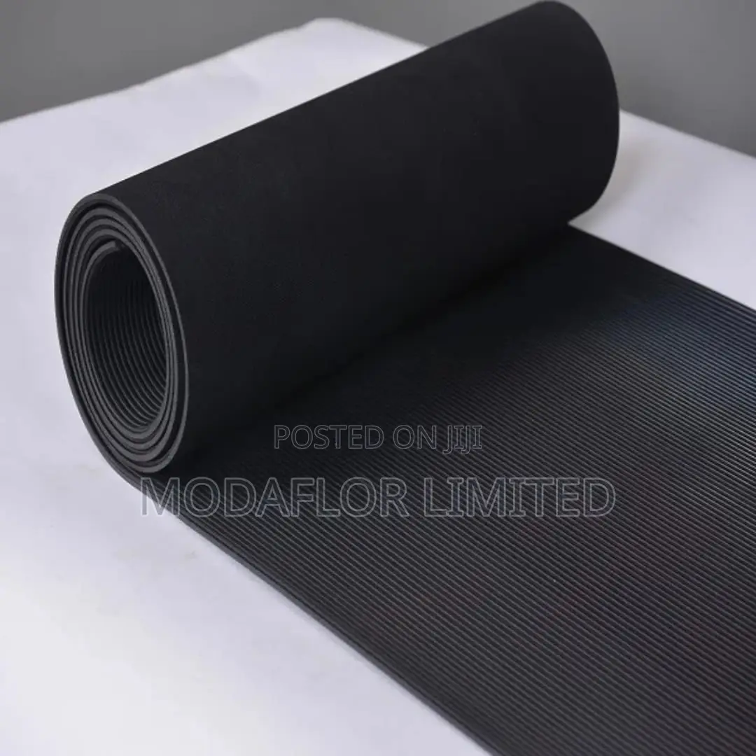 Commercial Grade Ribbed Rubber Mat