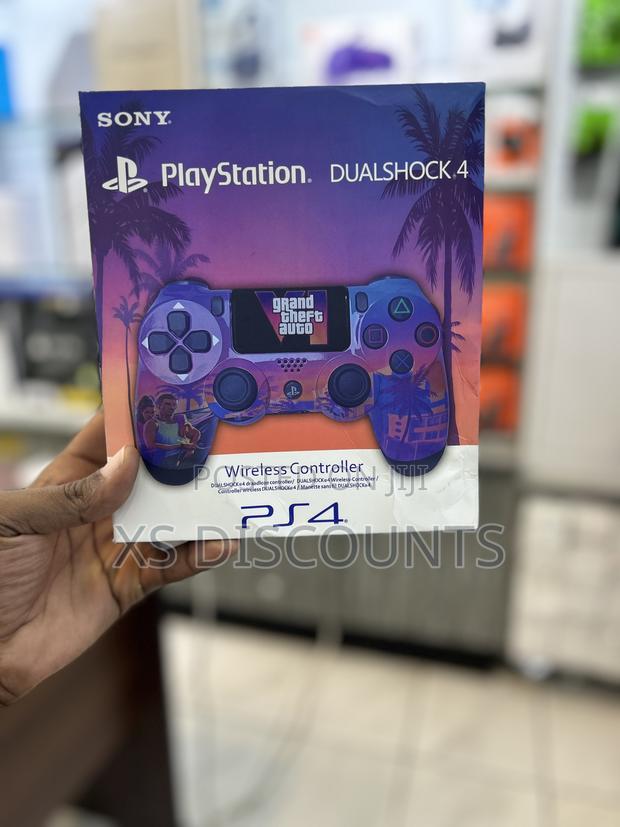 Playstation 4 Dualshock Gta v Custom Controller - main view