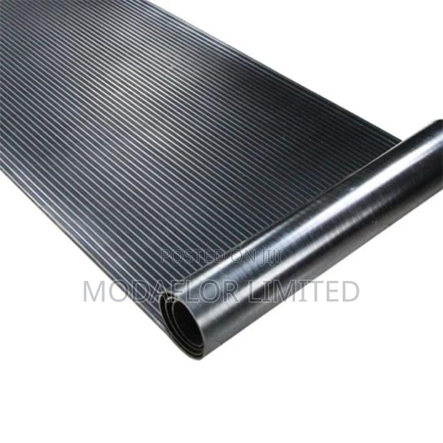 Tough Ribbed Rubber Mat for Entrances - main view