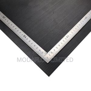 Ribbed Anti Slip Mat for Home Floors - thumbnail 2