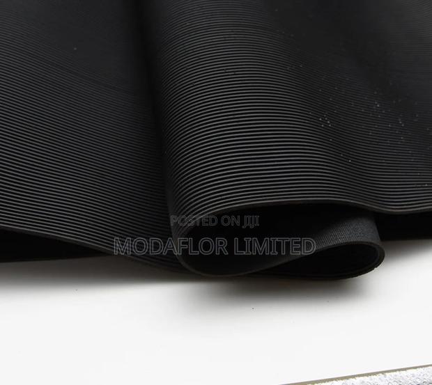 Ribbed Rubber Mat for Laundry Area - main view