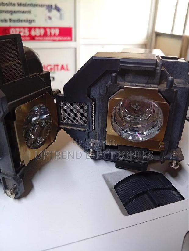 Genuine Epson Lamp for Sale – Bring Back That Crisp Image - main view