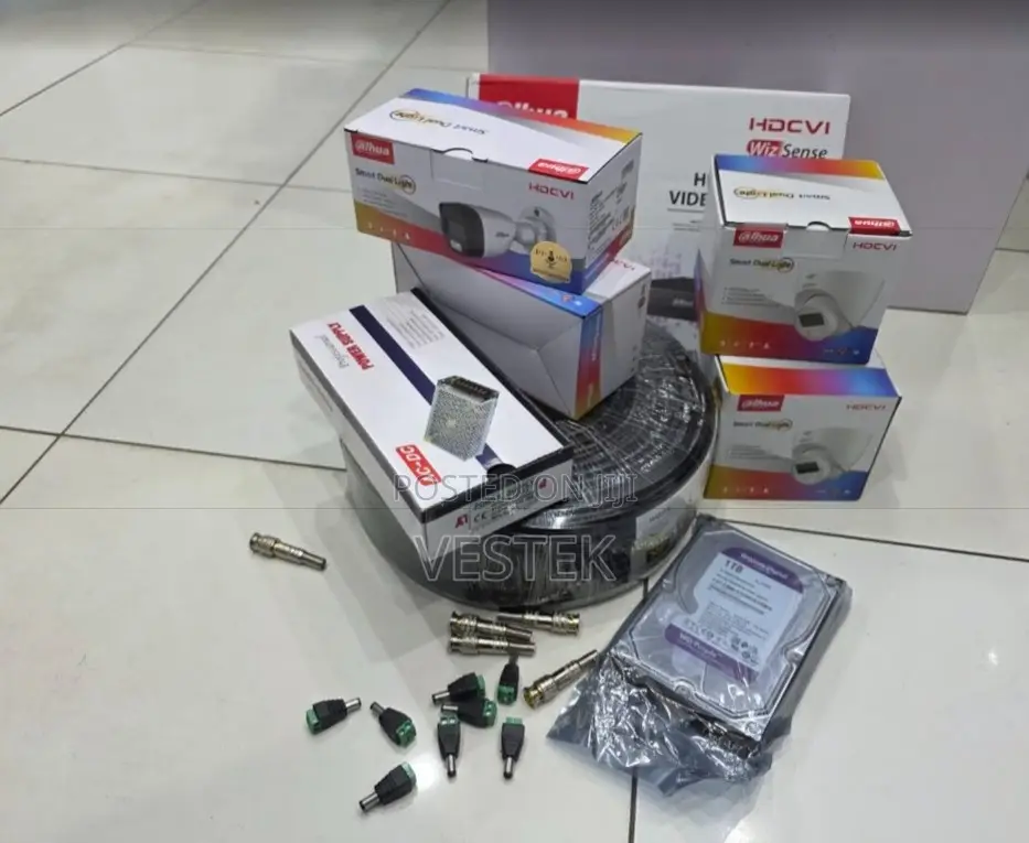 4 CCTV Dahua Smart Hybrid Cameras Full Color With Audio