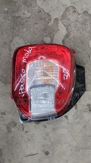 Passo Moda Taillight