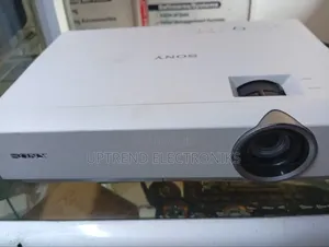 Sony Dx102 – Refurbished Projector