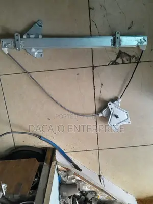 Quality Manual Window Regulator Nissan Sahara Left and Right