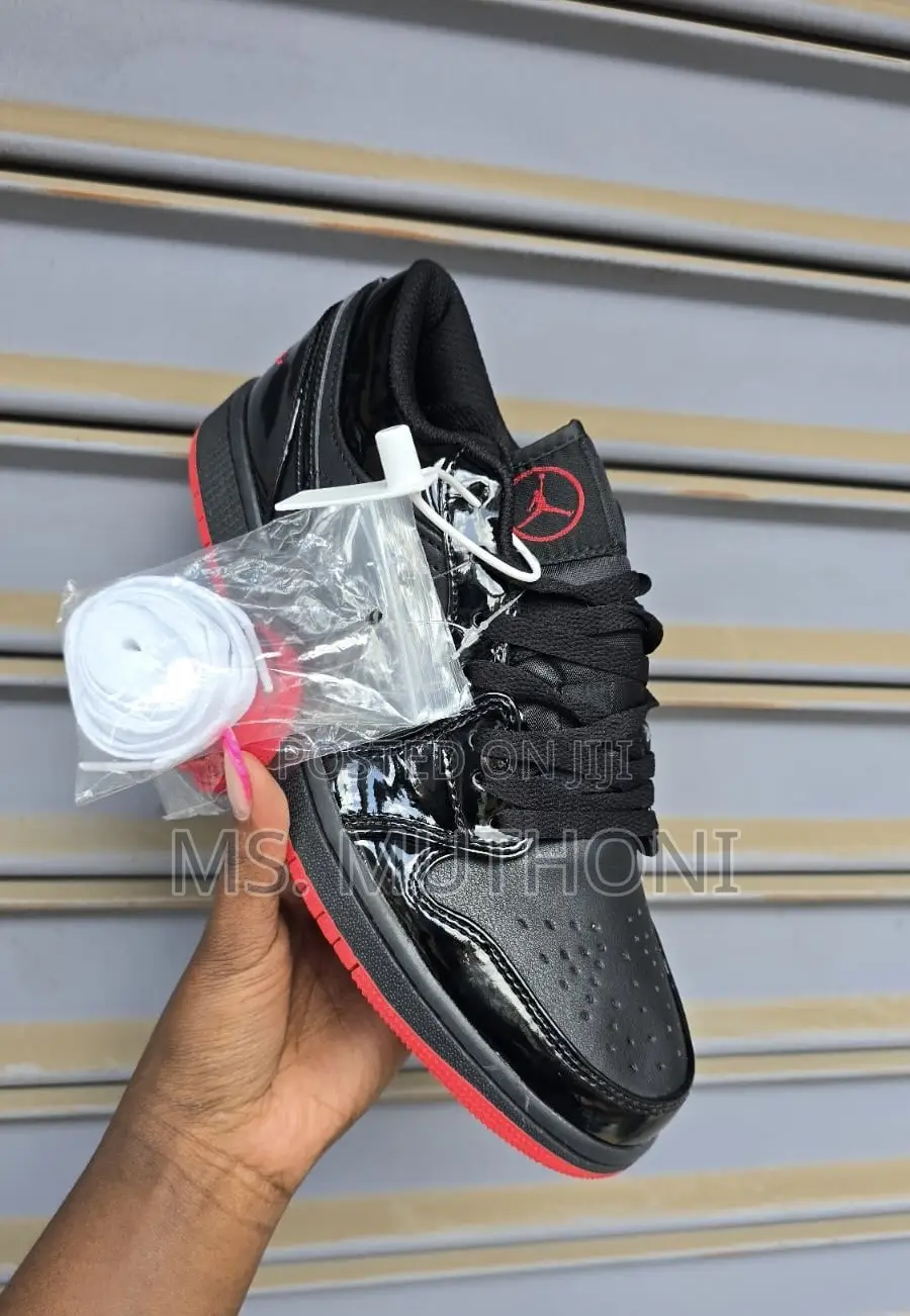 Jordan 1 ( Gina ) Sizes 37 38 39 40 41 42