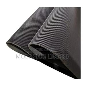 Non Slip Rubber Mat - thumbnail 2