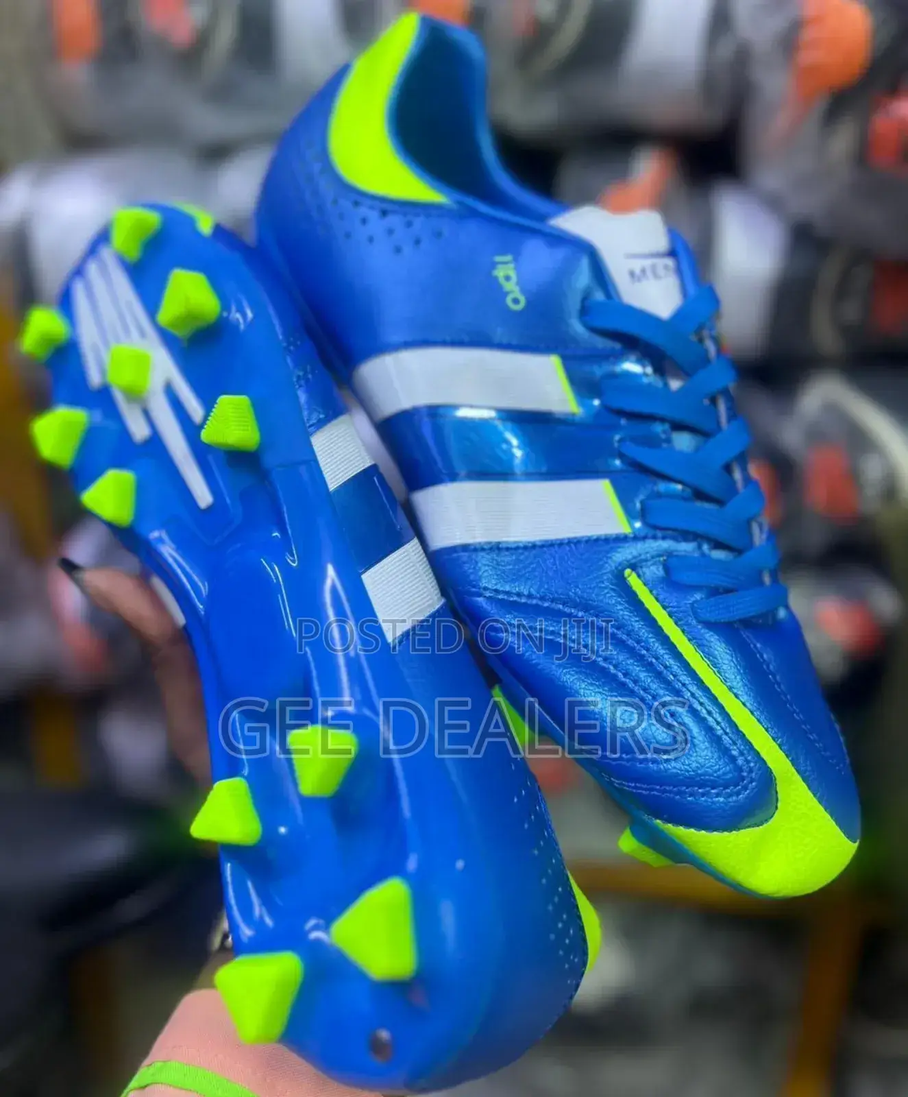 Football Boots,11 Pro Cleats