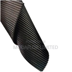 High Quality Ribbed Mat - thumbnail 2