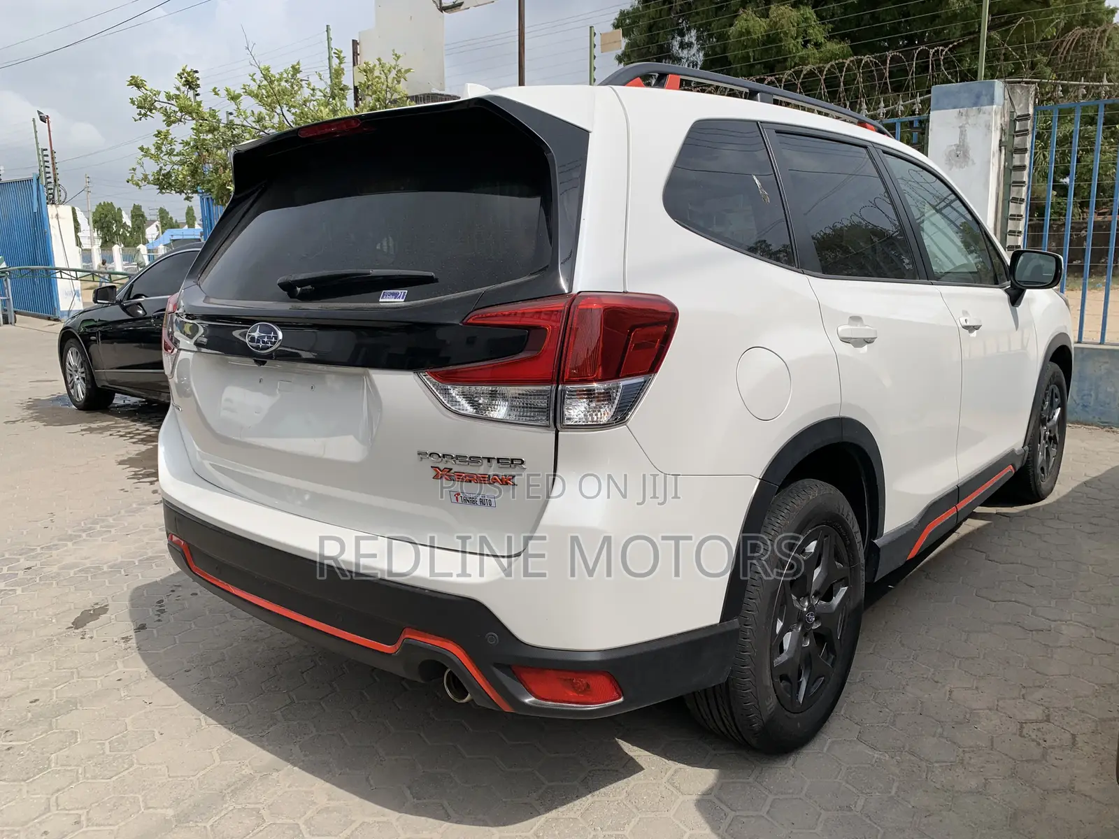Subaru Forester 2.5i Limited AWD 2018 White