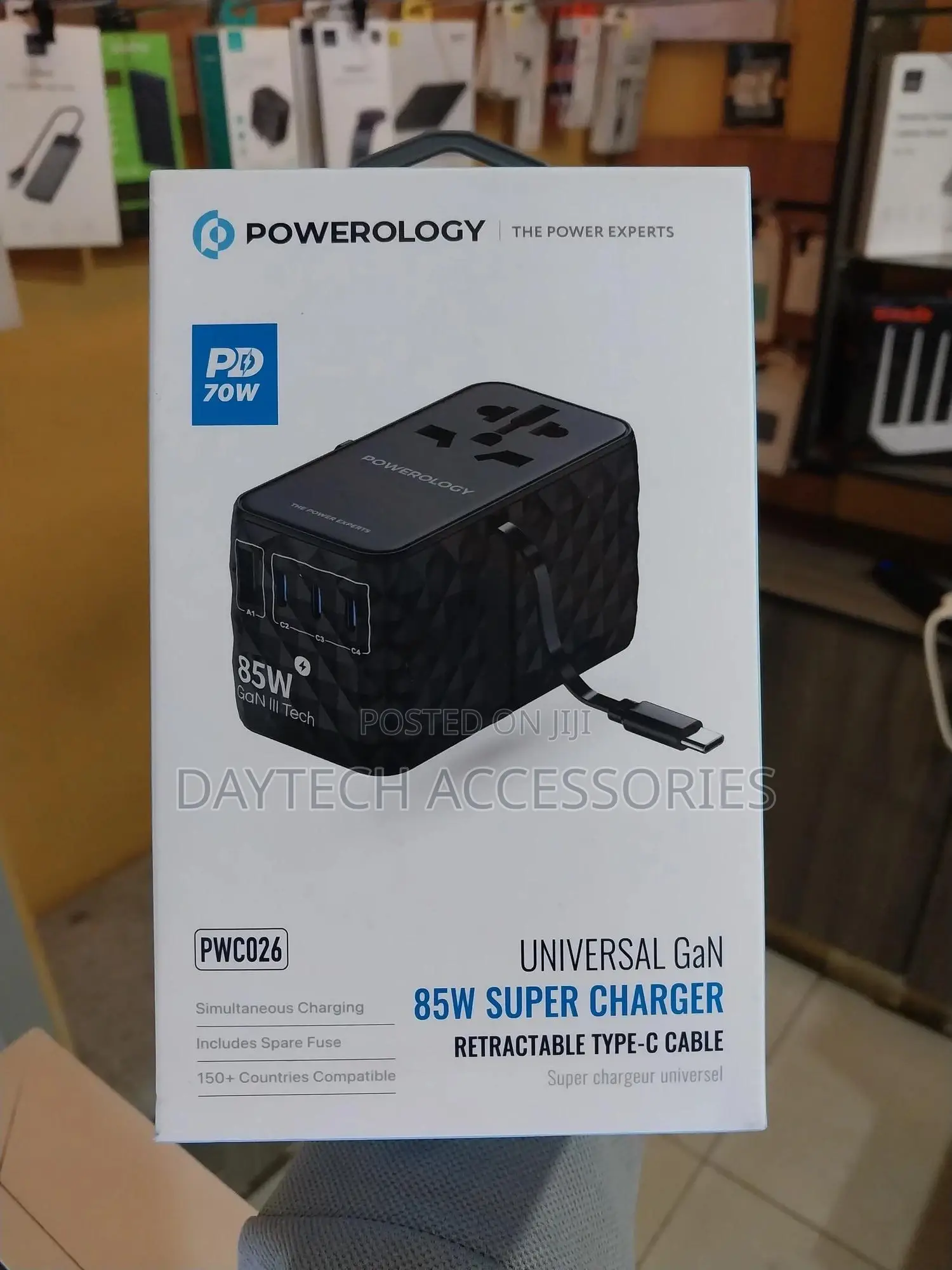Powerology Universal Gan 85w Super Travel Charger Adapter.