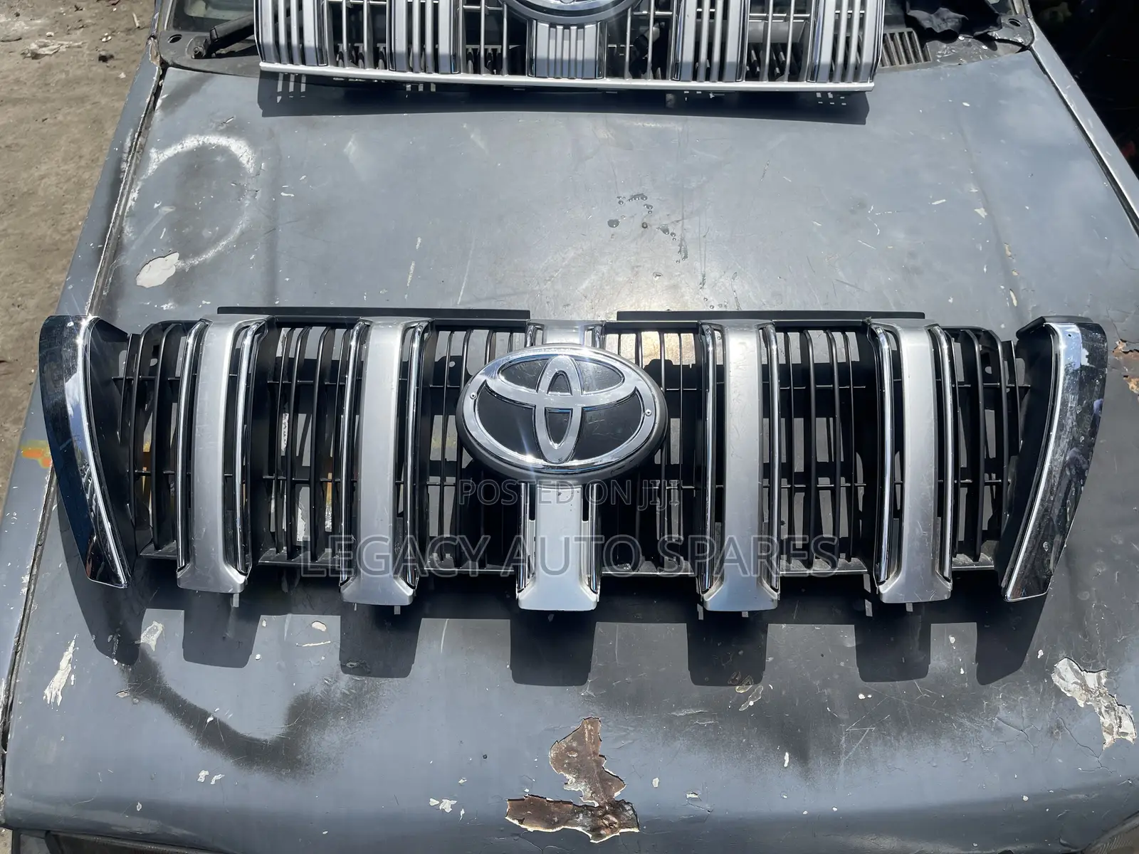 Toyota Prado 160 Grille