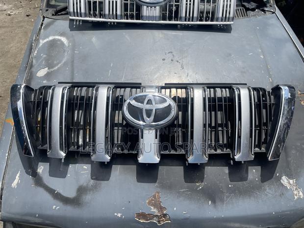 Toyota Prado 160 Grille - thumbnail 3