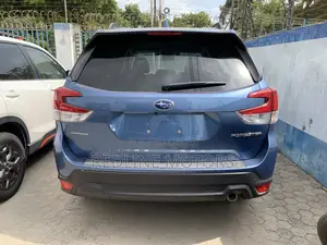 Subaru Forester 2.5i Limited AWD 2018 Blue