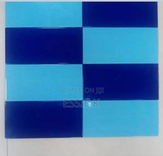 Swimming Pool Tiles - thumbnail 3