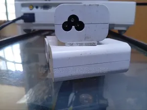 24v Ubiquiti Poe Injector – Ex-Uk Grade A