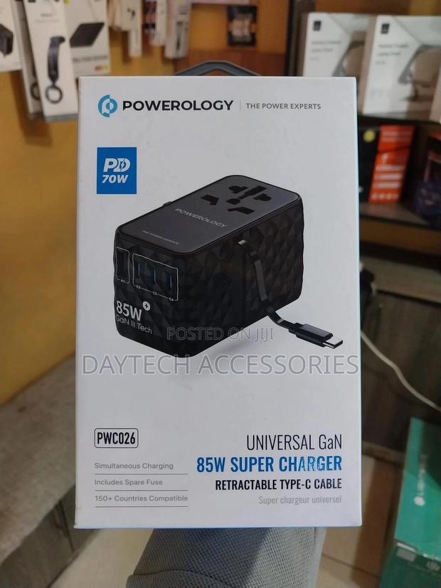 Powerology Universal Gan 85w Travel Charger Retractable Type-C Cable