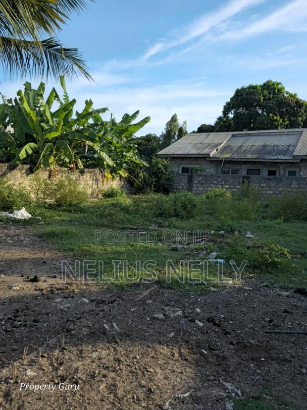 Utange Plot for Sale 1/8 Acre - thumbnail 4