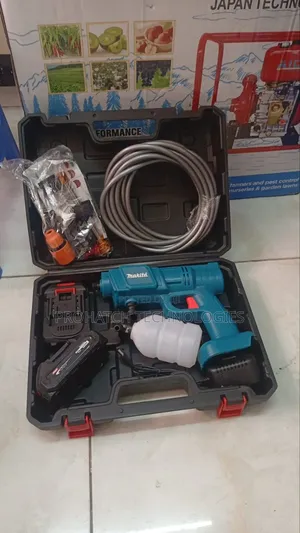Cordless Pressure Washer