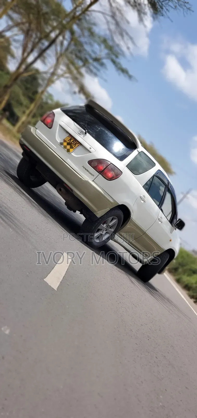 Toyota Harrier 2005 White
