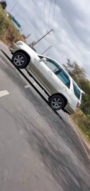 Toyota Harrier 2005 White
