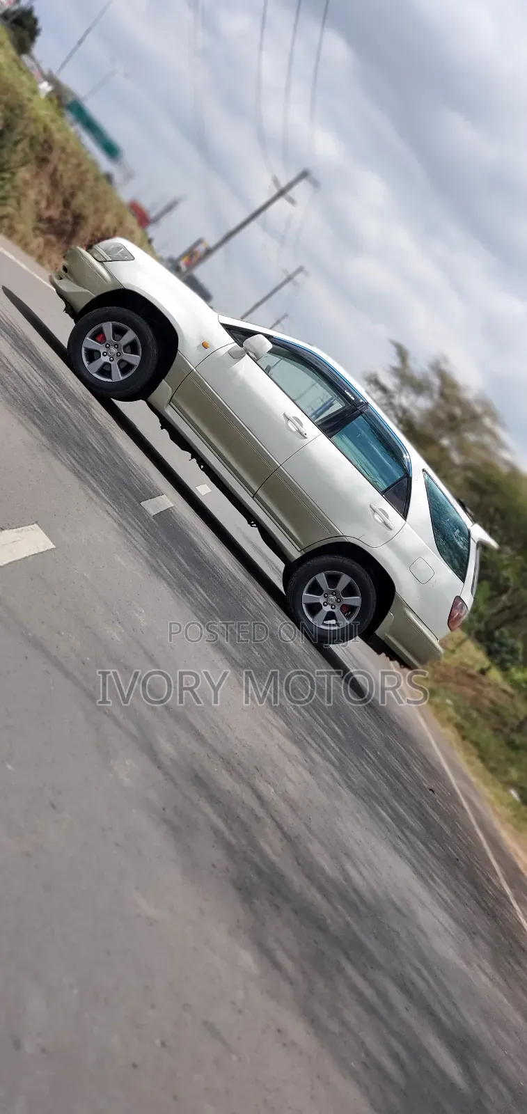 Toyota Harrier 2005 White