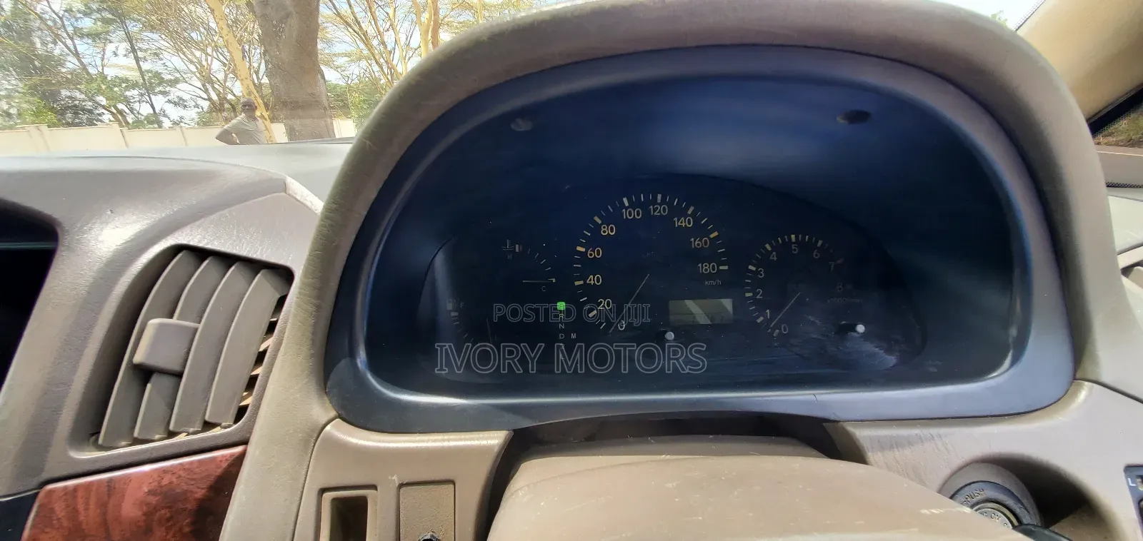 Toyota Harrier 2005 White