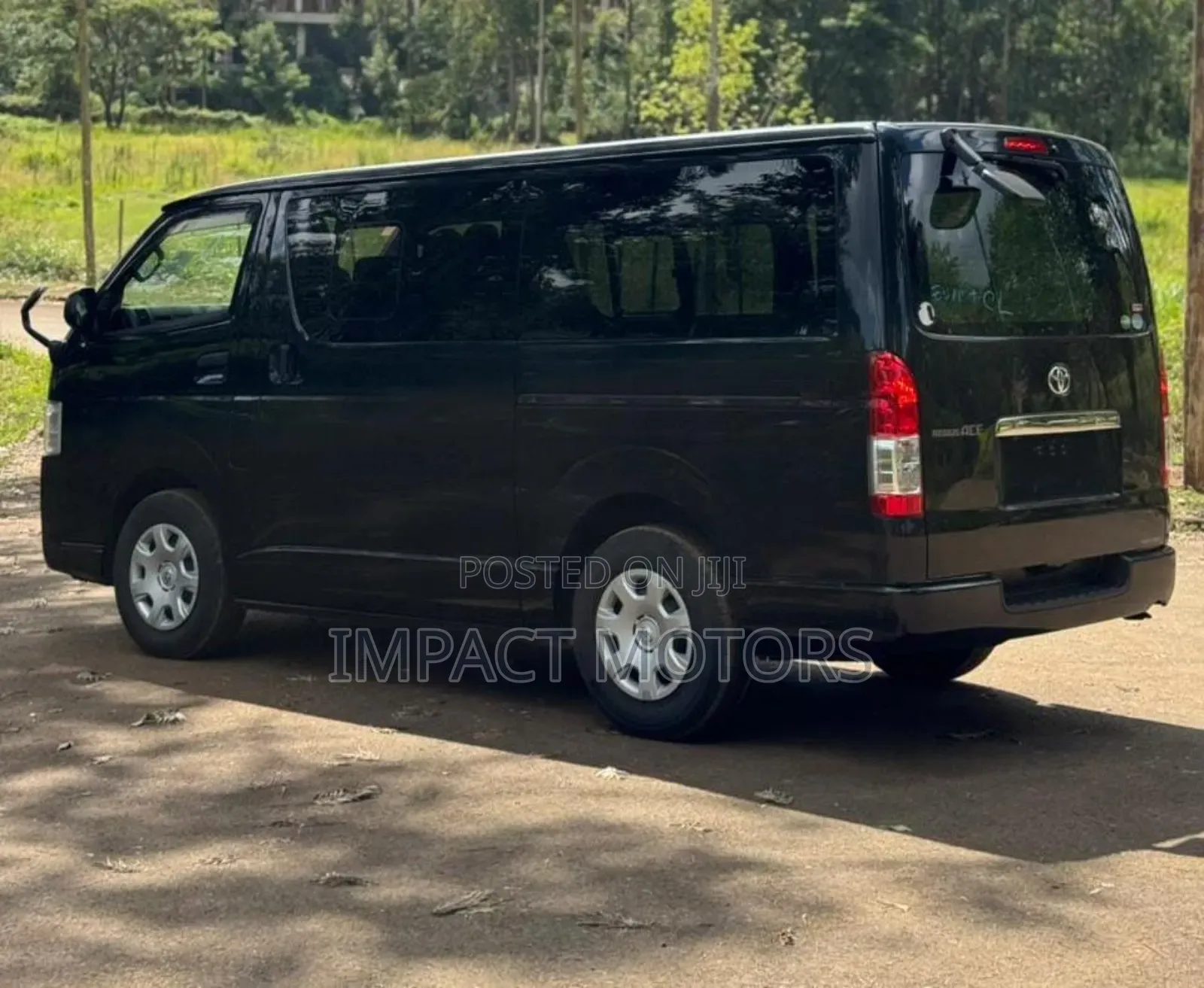 Toyota HiAce 2019 Black