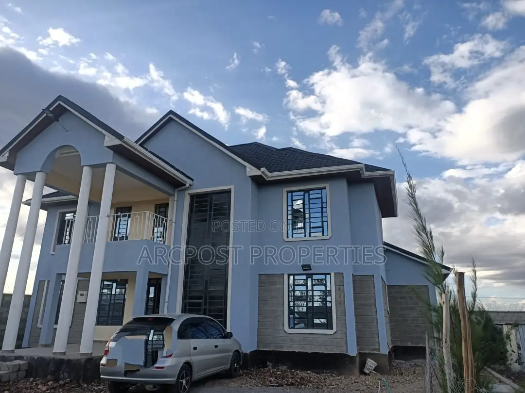 4bdrm Maisonette in Katani for sale
