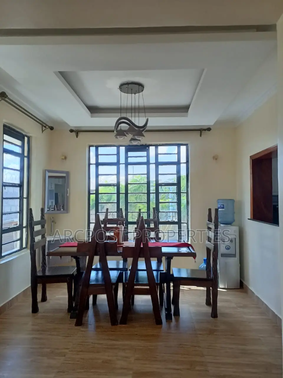 4bdrm Maisonette in Katani for sale