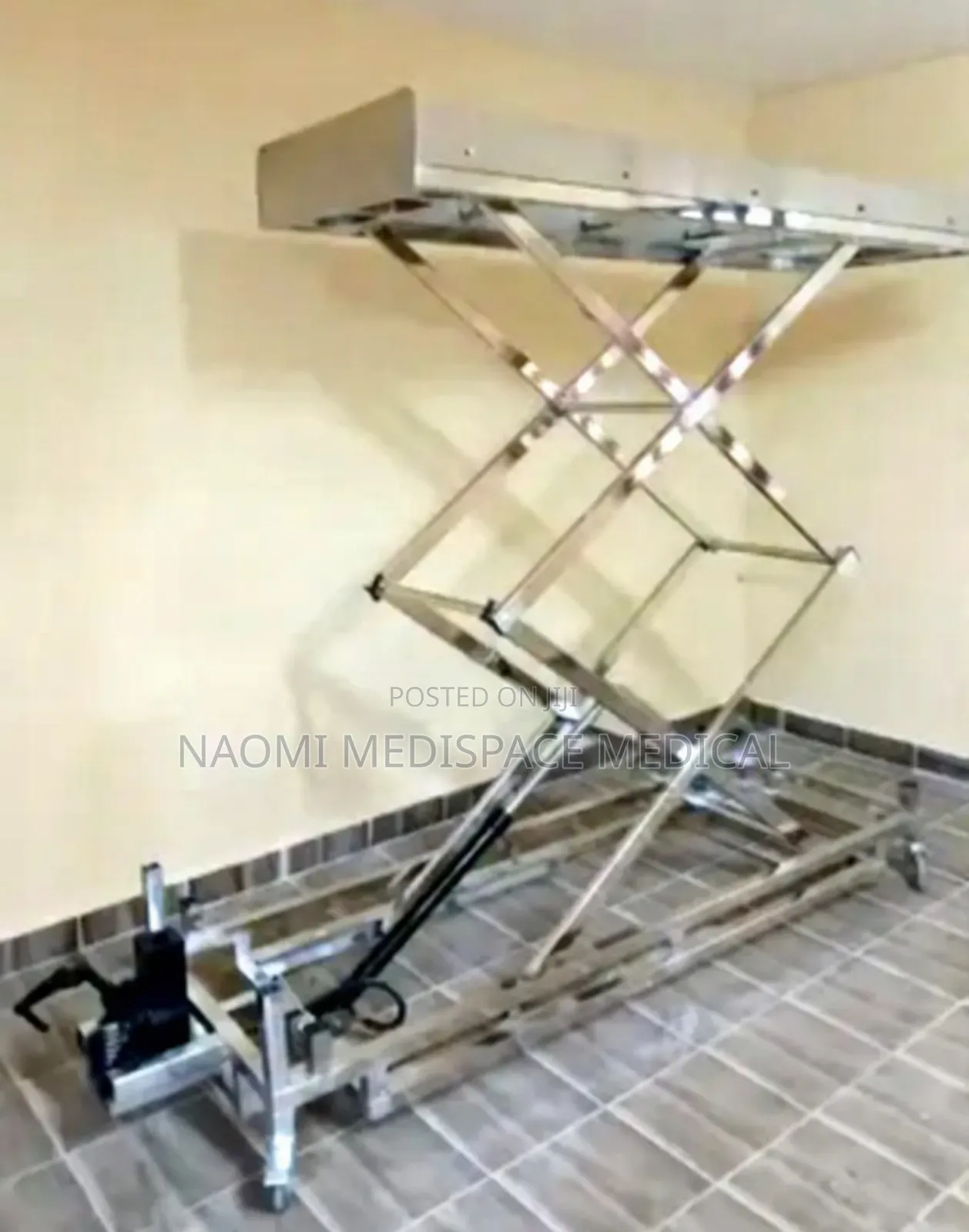 Mortuary Body Lifter/the Standard Body Lifter