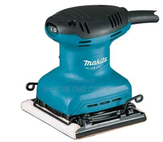 Makita Mt Series Finishing Sander, Likely Model M9200b. - main view