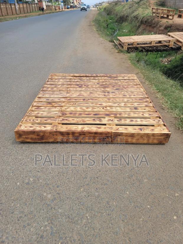 Eco-Friendly 5×6(Ft) Wooden Bed Pallet. 009