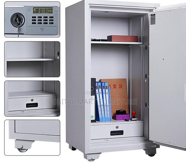 White Digital Money Safe Box - thumbnail 5