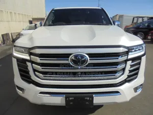 Toyota Land Cruiser 3.3 Diesel 4WD 2022 White