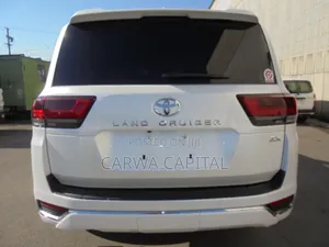 Toyota Land Cruiser 3.3 Diesel 4WD 2022 White