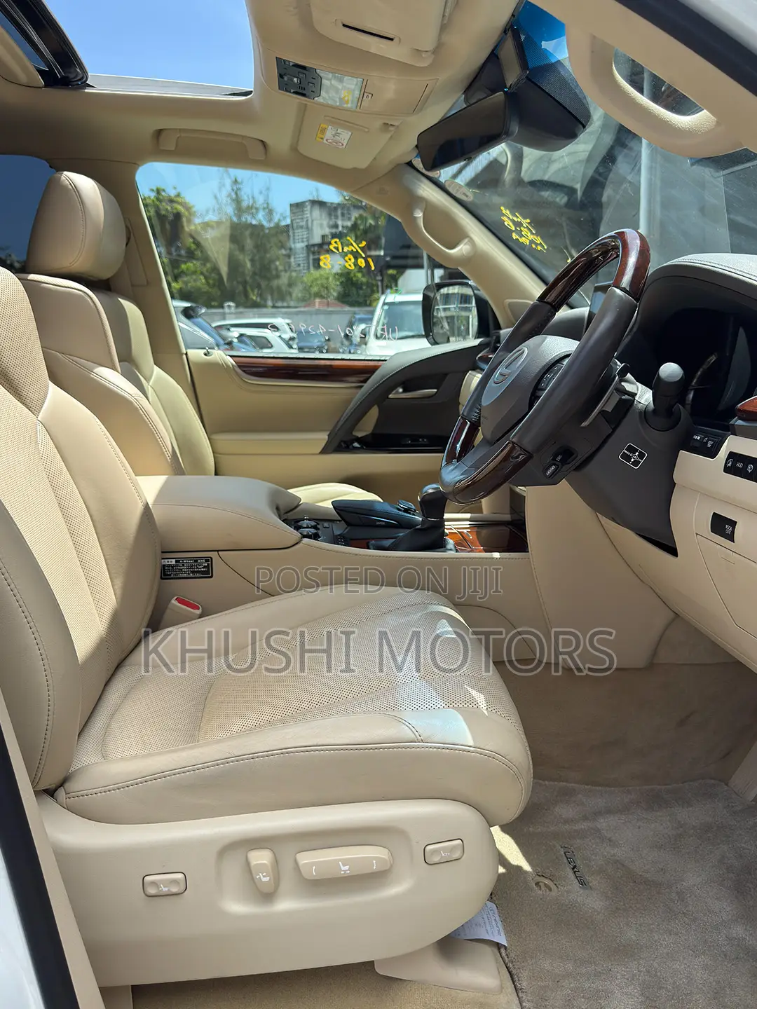 Lexus LX 2019 Pearl