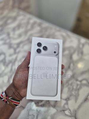 New Apple iPhone 17 Pro Max 256 GB Silver - thumbnail 2