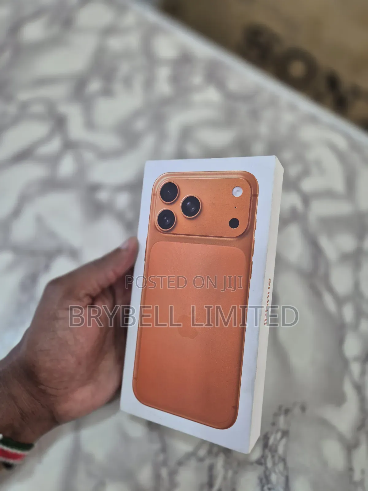 New Apple iPhone 17 Pro Max 256 GB Orange