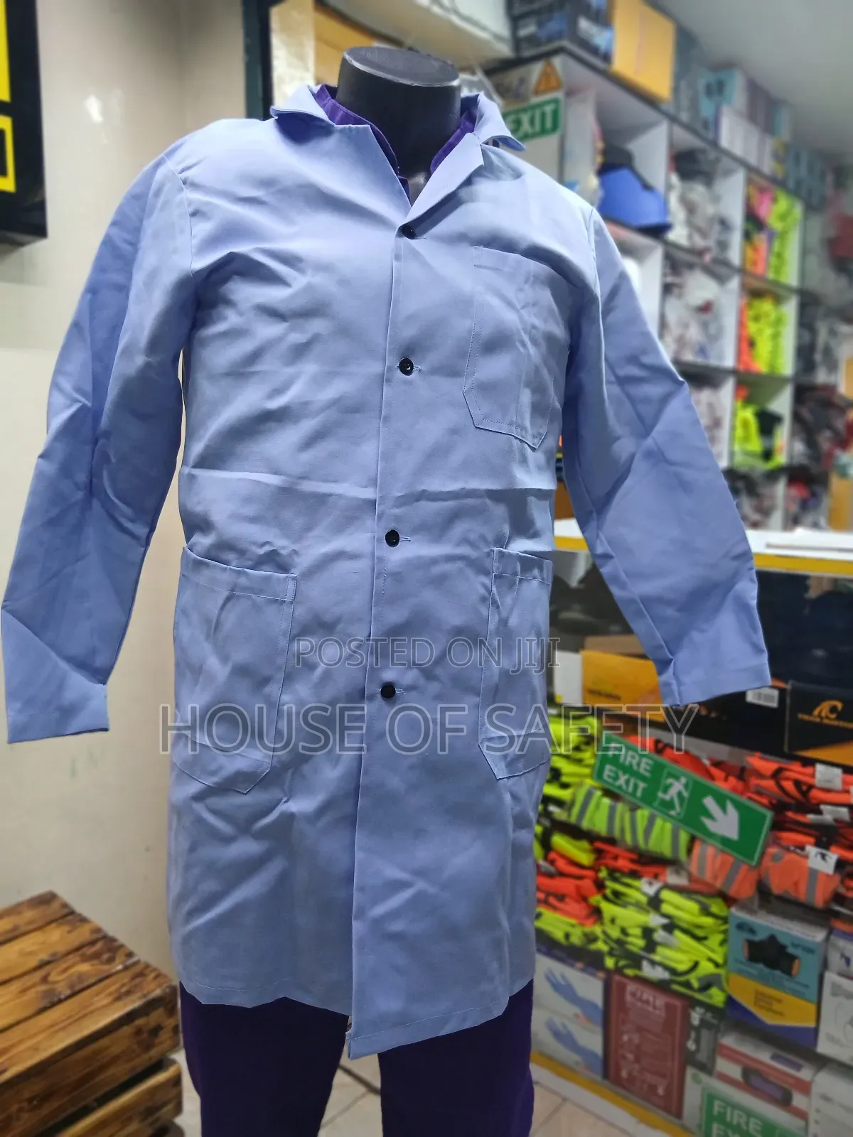 Dacron Dustcoat in Sky Blue in Kenya
